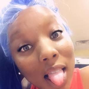 Meet your Posher, Juanita